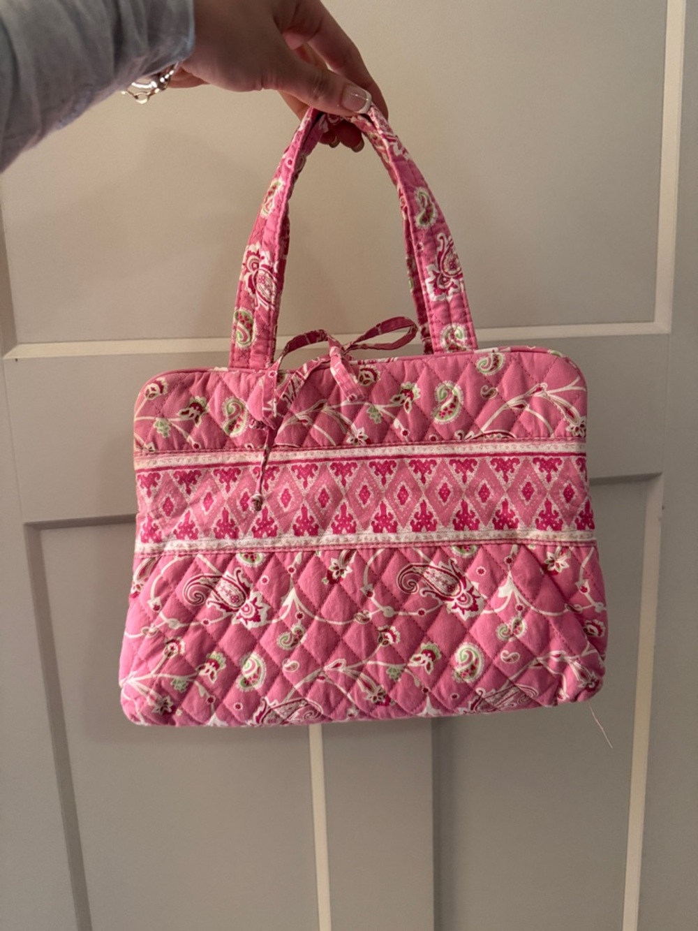 👛Sharif Pink Quilted Floral travel makeup pouch